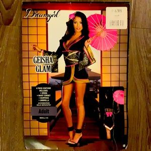 Women’s Glam Geisha Halloween Costume